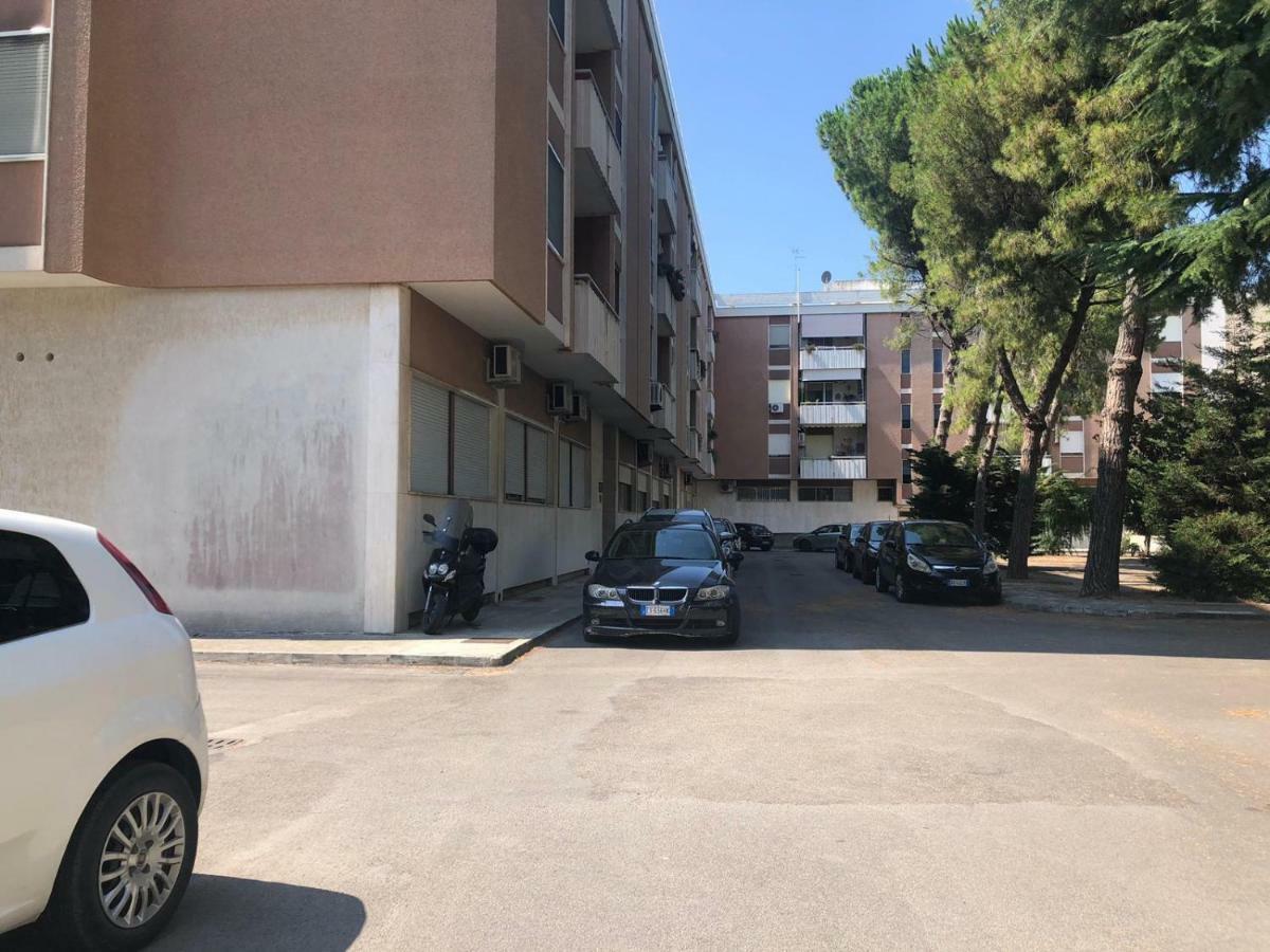 Holidays Lecce Exterior foto